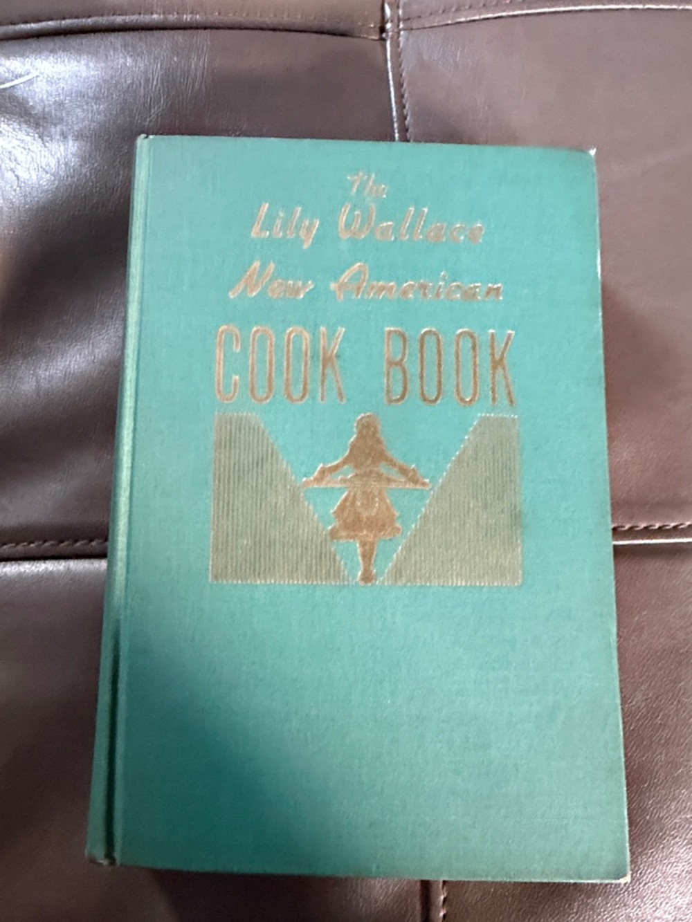 Vintage 1945 The Lily Wallace New American Cook Book